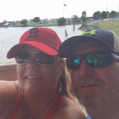 YvonneLawley's profile picture. 