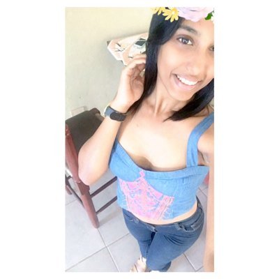 lidiiaRamirez_'s profile picture. living in the paradise 🌴💚/ sc; lidiiagomez1