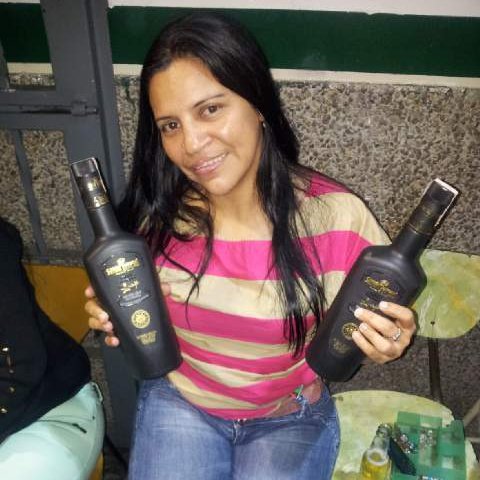 milza_ramirez's profile picture. Me gusta las rumba soy carismtica amo la vida y amis hijas ! Creo en mi Dios todo poderoso!!