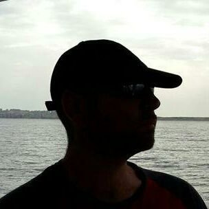 R_Limia's profile picture. Espero que el olvido no se olvide de quien fui