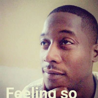 kmm8806's profile picture. love the life you live and live the life you love