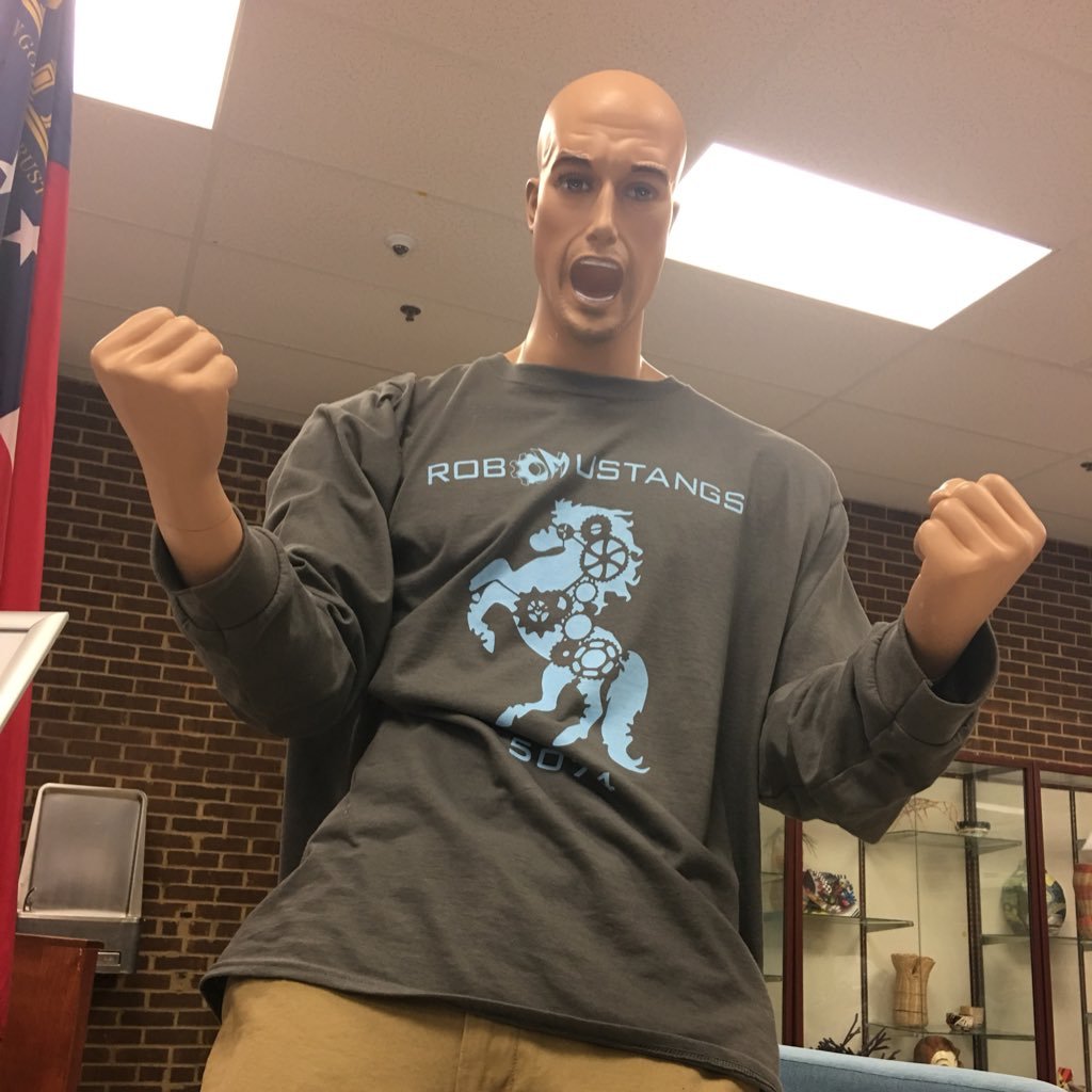 Meadowcreek High School team 5074 competing in FIRST Robotics Competition // 5th year //2017 Peachtree district state champions //follow us for some lit updates