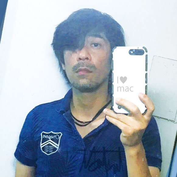 withmontan's profile picture. デザイナー兼スタジオやってる、レイヤーさんファンです(^o^)。レンガ壁造ったり、錆描いたり、白植物造ったり、塗ったりもしてます。レイヤーさんてアートですな！レイヤー、アーティスト、クリエイター、職人さんw同じ仲間と思う 。一言コメ入れたりしてますがスルーでokす。たまに出没してますw 仕事のご依頼等はメッセージへ