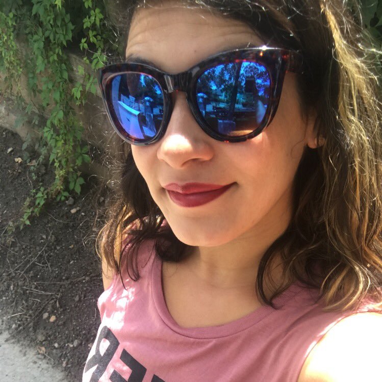 JoyfullyJenny's profile picture. Flawsome