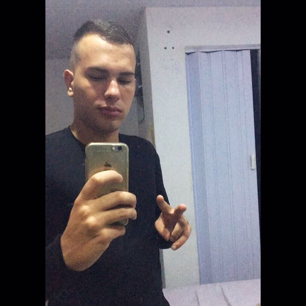 finaomck's profile picture. 🤙🏼