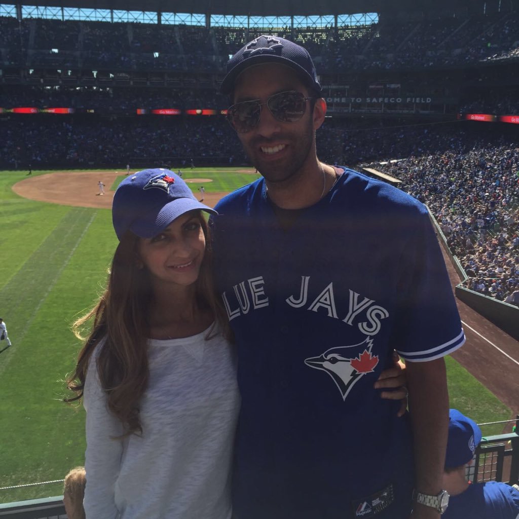 Canucks/Pacers/Bluejays/Cowboys fan. Perfusionist