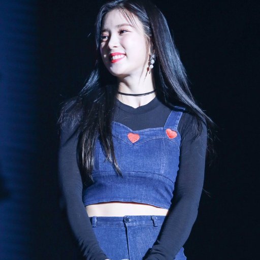 에이핑크 초롱 's goddess fairy leader 박초롱 AKA Rongmama @parxdxse's mama @Naeunxxxx's sis #NACHO #Panda -