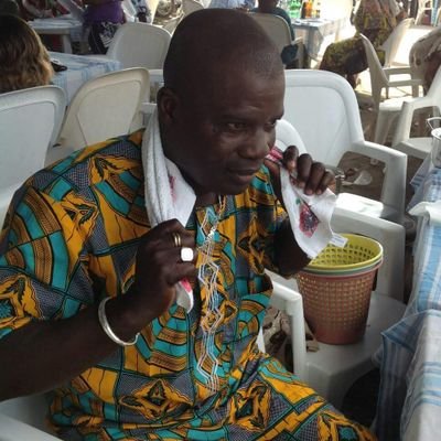 a faire le lycée Mathieu bouké de parakou (maintenant travail a son propre conte)