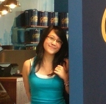 sandraaryani's profile picture. i love love, i hate hate, a bit overthinker, always a side picker