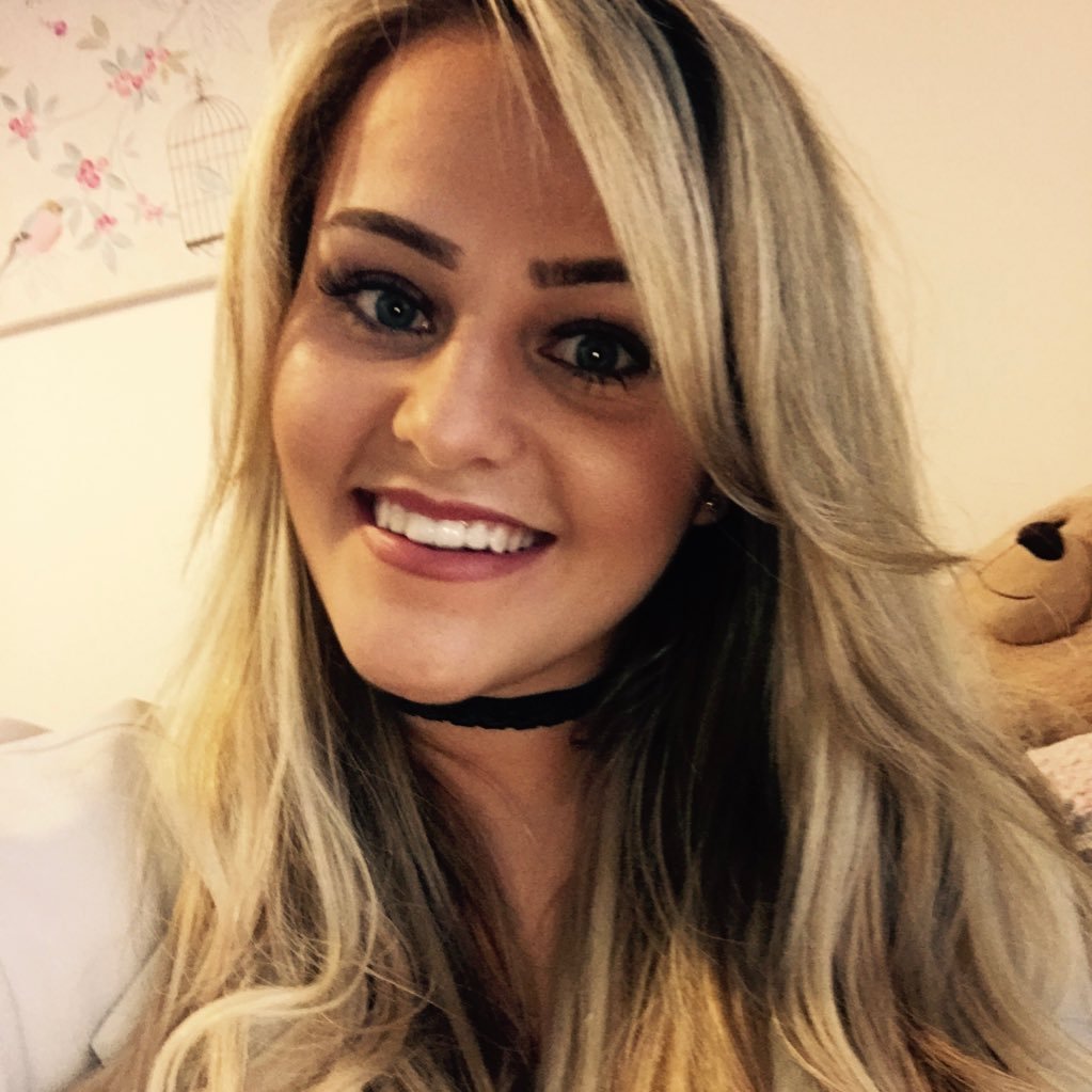 chloetownsendx's profile picture. instagram/snapchat- chloetownsendx