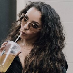 tinasheride's profile picture. they dont go as hard as i do