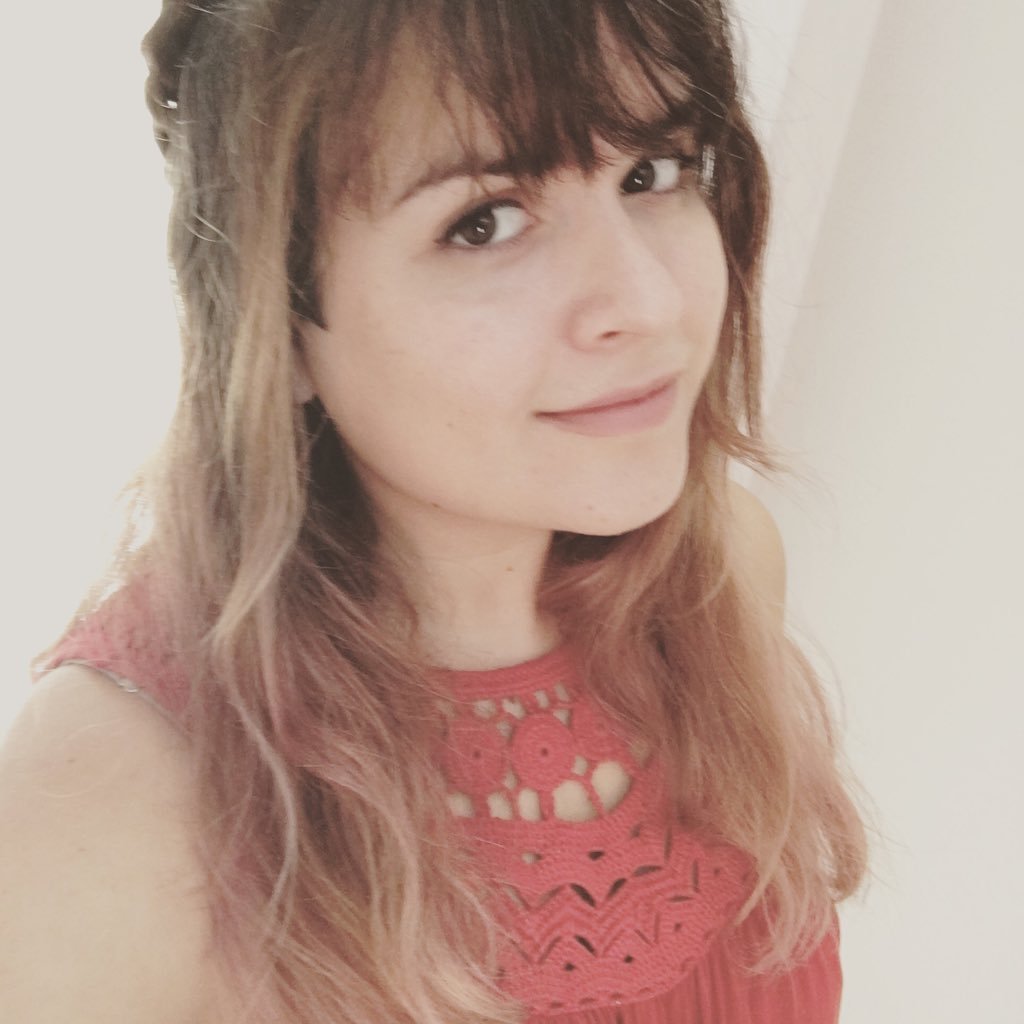 MAUrrutiaYAF's profile picture. Somewhere else.