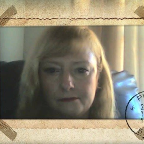 DonnajDevlin's profile picture. 