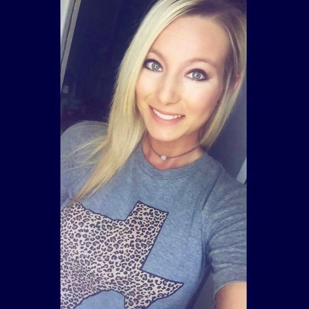 24. Dental Assistant -mommy of 2- Passionate. Determined. Sports. ❤️