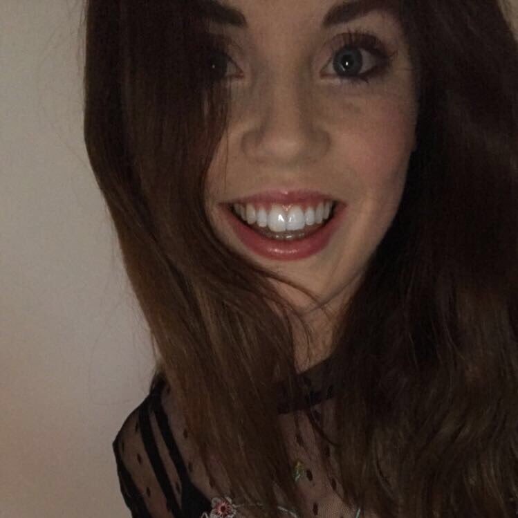 Rachellyons_'s profile picture. 