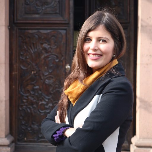 Feminista, neurodivergente y apasionada por los DDHH. Máster en Criminología @UPFBarcelona. Máster en Relaciones Internacionales @IBEI. Trabajé en @Ideele.
