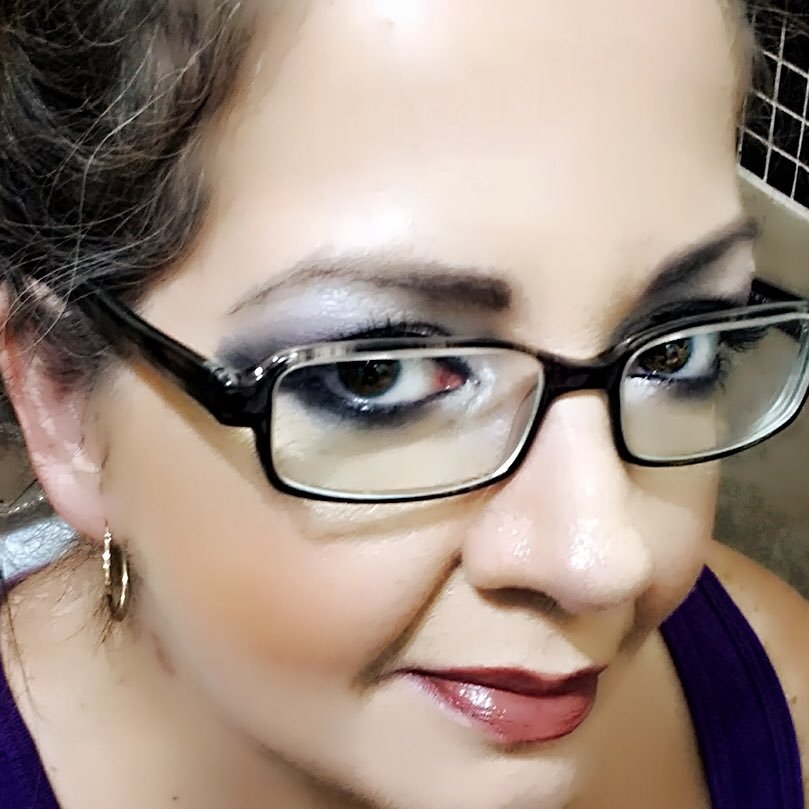 Writer, blogger & reviewer. Learning video/film. Stroke/hemorrhage survivor. Love people. Never giving up my dreams. Eva's my name.