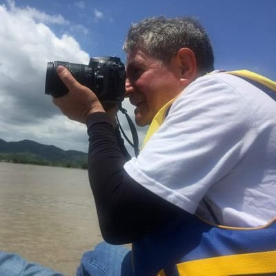 soy el cura rios, reportero grafico,fotografo del gobernador de antioquia,