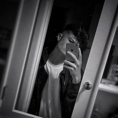 CTxrner's profile picture. Snapchat: sftm_01 // Instagram: ctxrner