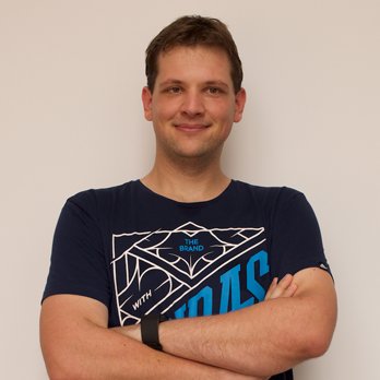 vanjapaulik's profile picture. Traveller. Reader. Workaholic. Occasionally thinking.