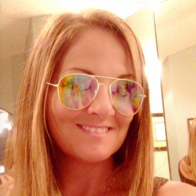 flbeachgirllife's profile picture. 