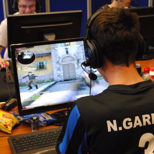 Poxeyyy's profile picture. 23 Y.O. 70% chance I'm chilling rn 🇮🇪🇮🇪🇮🇪