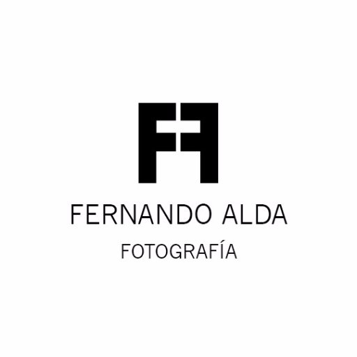 Fotógrafo profesional desde el año 1981, especializado en fotografía de arquitectura e infraestructuras desde 1987 📌 Sevilla