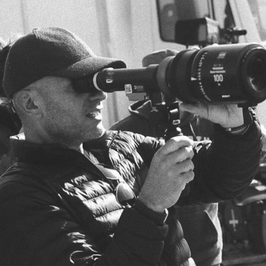 Franck_Florino's profile picture. 🎥 RÉALISATEUR/FILMMAKER #Pub #Clip #Fiction #Docu