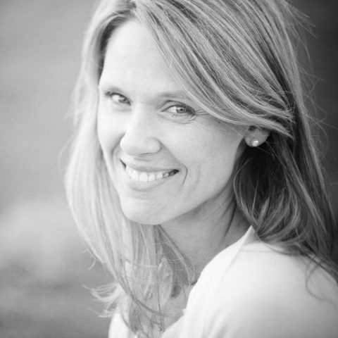 crystalyntweets's profile picture. 