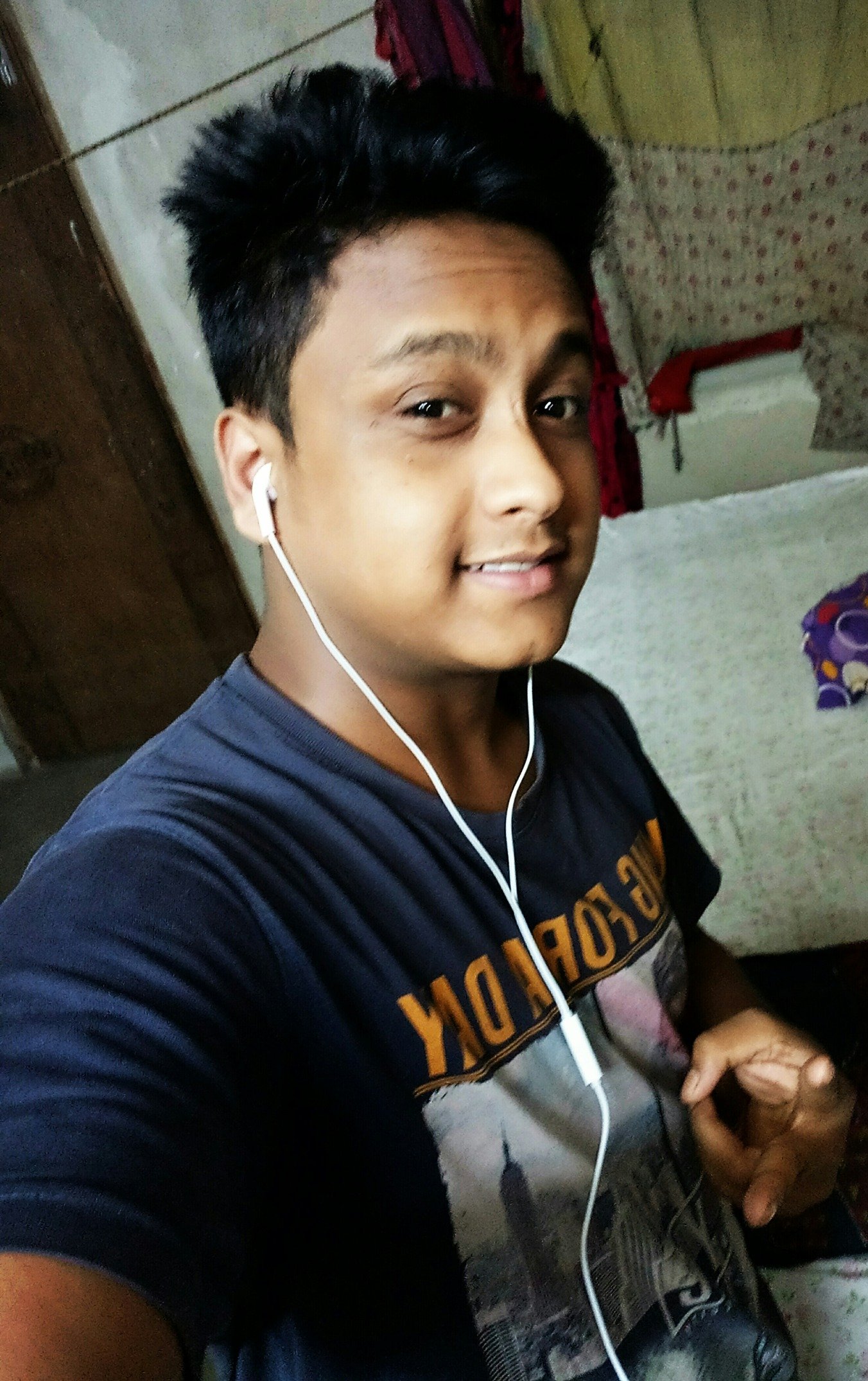 abhijit75790641's profile picture. 