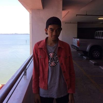 Junaidik2's profile picture. Don't dream it be it.