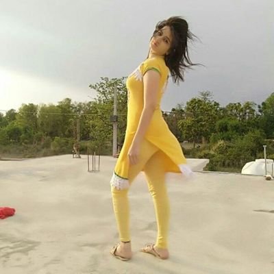 EnigmaticRachna's profile picture. Sunee Ja Bolee Na.....DMs are open