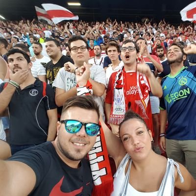 ManuelJSFC1905's profile picture. Sevilla escucha esta es tú  grada BIRIS no falla haquiii nooo se paraaa lololololo