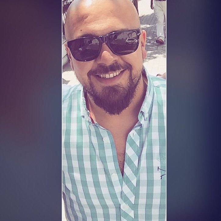 Sorularını bulamadığım cevaplar dolaşıyor zihnimde bir yerlerde hata yapmış ; puzzle’ımı dağıtmış olmalıyım..