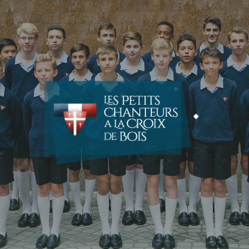 Les Petits chanteurs à la croix de bois, créés en 1907, accueillent plus de 70 garçons de 8 à 15 ans, qui chantent à travers la France et le monde.