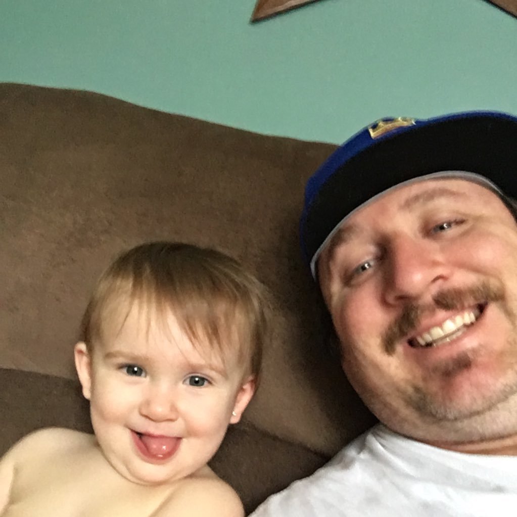 Royals/Chiefs/Mizzou fan. Husband, father, nuclear operator. Professional beer drinker, amateur underware model.