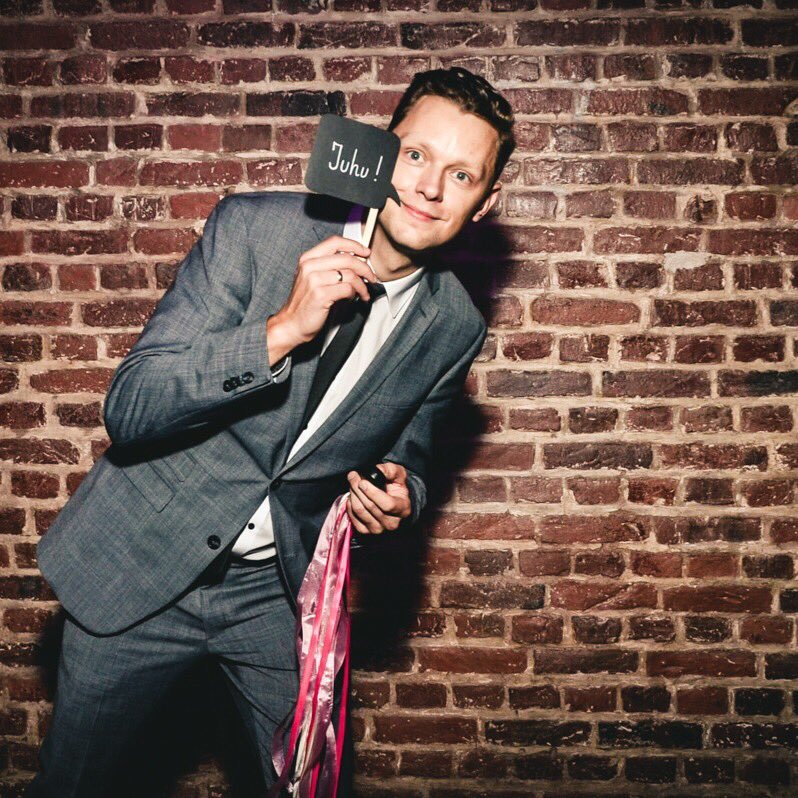 Mr_Butkiewicz's profile picture. Interesting in Digitalisation, Start-up, Technology, Future Live, Smart Home..... big Fan of Eintracht Frankfurt - Forca SGE ⚫️⚪️🔴