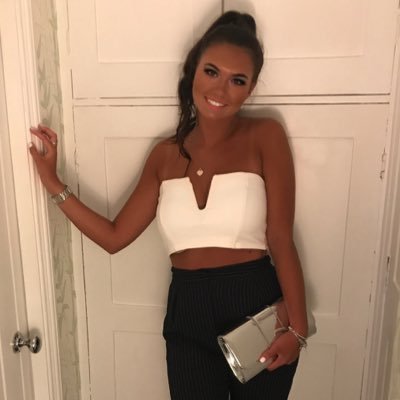 Paige | 19 | Buckinghamshire