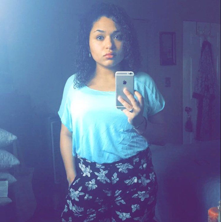 itsvickybabyy's profile picture. Just an interesting girl ;D
OTR