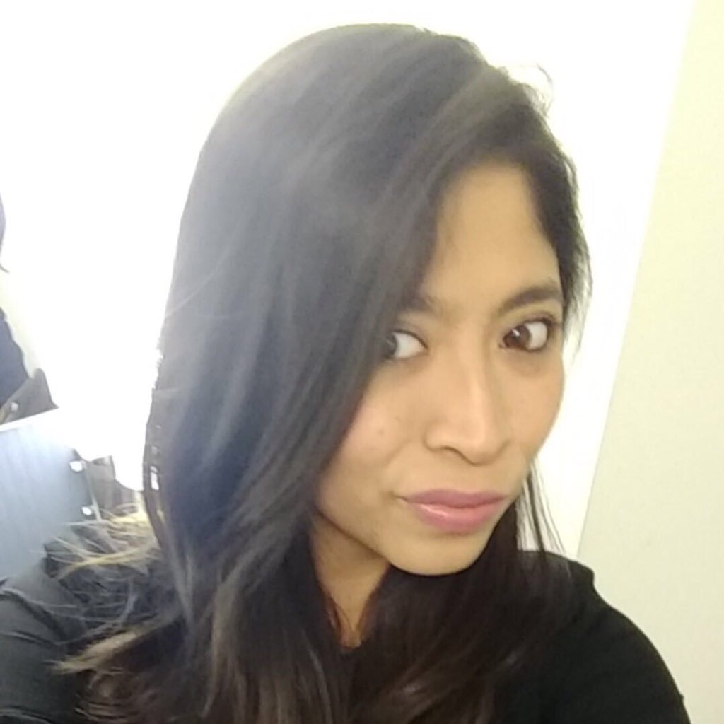 Ivethe00's profile picture. It isn't necessary to pin point all my qualities. Life is a gift!