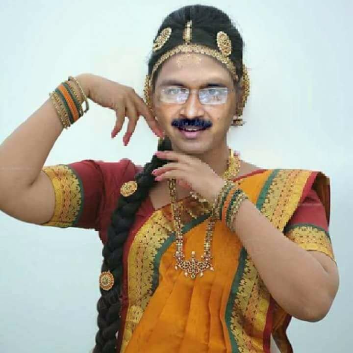 chhamiyakejri's profile picture. मेरा श्रृंगार ही मेरी पहचान है।
जय भीम जय मीम ।
