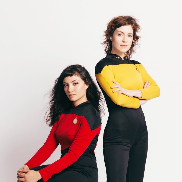 A feminist Star Trek comedy podcast. @alicewetterlund and @veronicaosoriov talk about Star Trek: TNG, fashion, sex, and themselves. @foreverdogteam