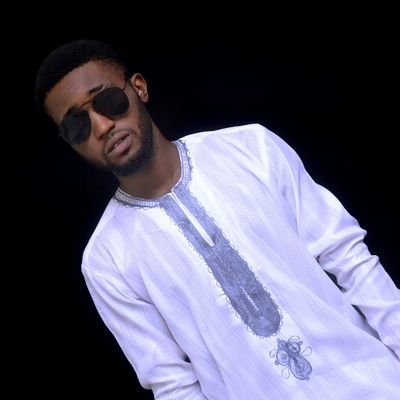 Orallox_'s profile picture. Am the kinda man your mom warned you about