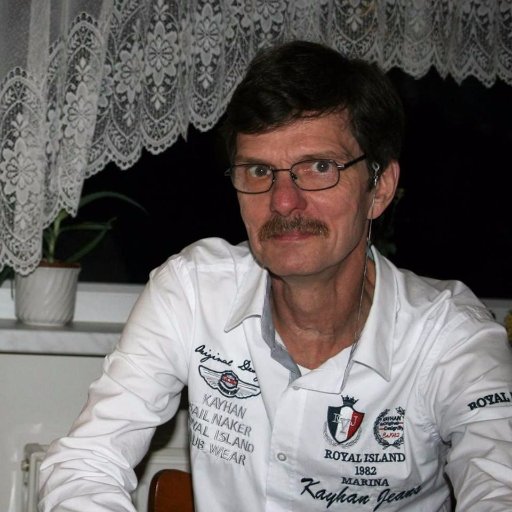 Questlerianer's profile picture. 