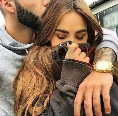 ‏في الحب 💗💗 اما ان تجد من يكون بمثابه روحك 😍😍   واما ان تلاقي من يطلع روحك انته وحظك 😖😖 رجاءآ الخاص مو للتعارف رجاءآ رجاءآ