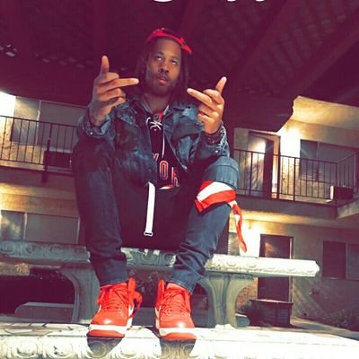 FlyYob's profile picture. Black man aint got no place in the Army bloody.Cut from a different cloth. Long Live Huey P. Newton #TeamRavens ,im from Maryland IG @stoppurpin