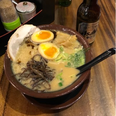 noodlesandbroth's profile picture. 