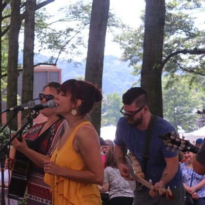 Pittsburgh, PA
Jason Pietropaulo
Luke Williams
Jon Rent
Jocelyn Rent
Tony Henderson