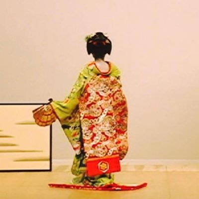 慶應唯一の日本舞踊公認サークル。初心者・他大生・留学生・男性も大歓迎!ベテランの先生の指導!✨年に2回、発表会も✨会員随時募集中!お気軽にDM/メールにてお問い合わせ下さい! #春から慶應 #春から大学生 nichibu.keio@gmail.com https://t.co/n0l1ubqrzY