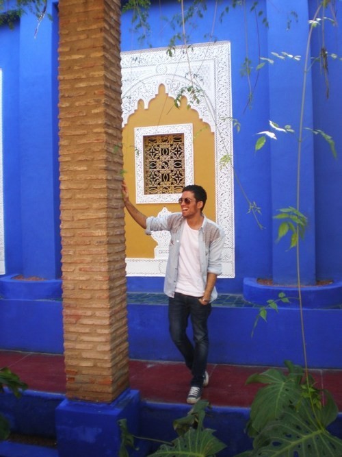 Iduplan007's profile picture. Soy el que debería haber estado fuera y haberle pegado un galletón a tu amiga la petarda. Pero me parto el culo a pesar de todo